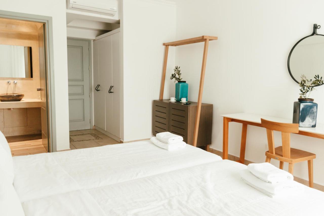 Astro Palace Hotel & Suites Тира Экстерьер фото
